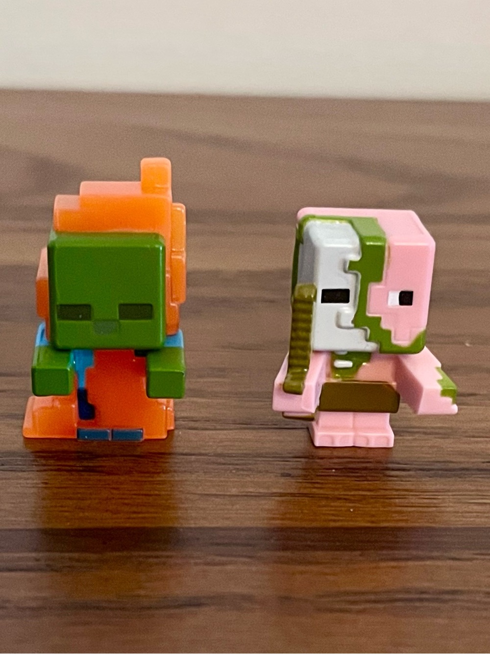 Minecraft Mini Figures Lot of 2